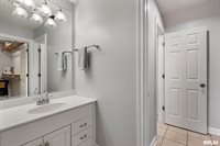 19036 251ST Avenue, Bettendorf, IA 52722