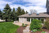 19036 251ST Avenue, Bettendorf, IA 52722