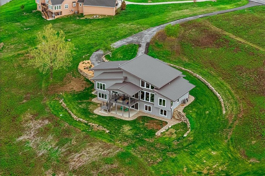 15267 161st Street, Bonner Springs, KS 66012