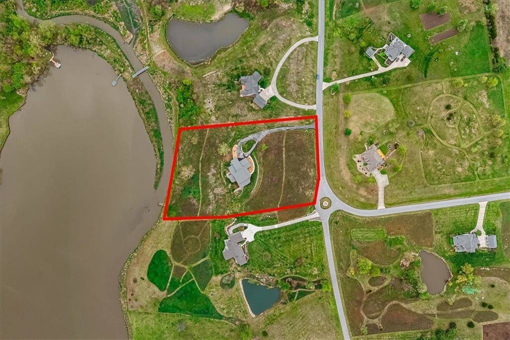 15267 161st Street, Bonner Springs, KS 66012