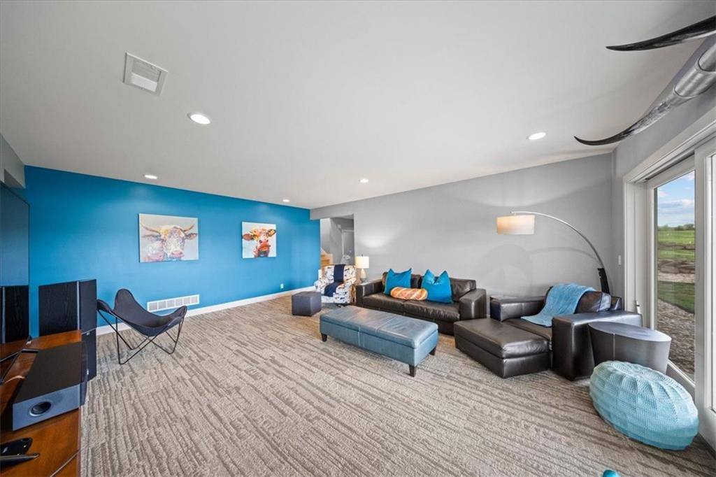 15267 161st Street, Bonner Springs, KS 66012