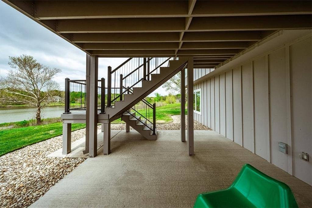 15267 161st Street, Bonner Springs, KS 66012