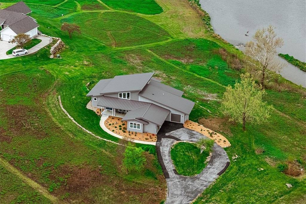 15267 161st Street, Bonner Springs, KS 66012