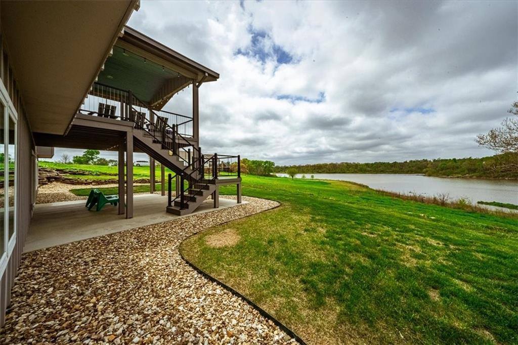 15267 161st Street, Bonner Springs, KS 66012