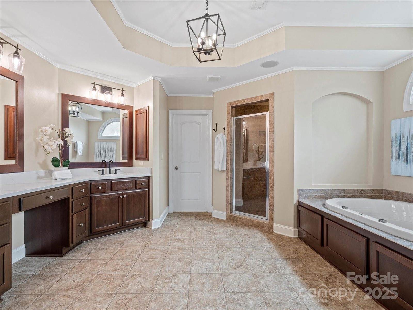 1030 Westbury Drive, Matthews, NC 28104