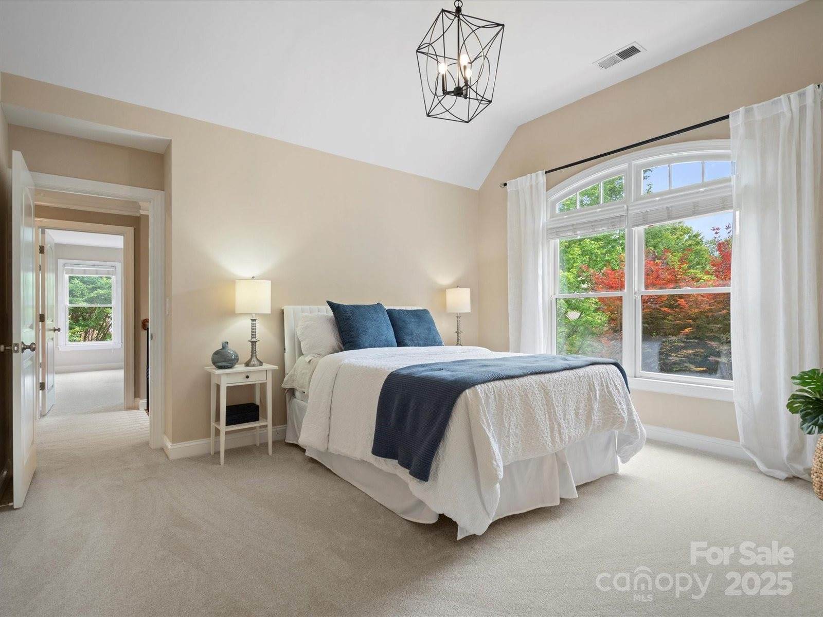 1030 Westbury Drive, Matthews, NC 28104