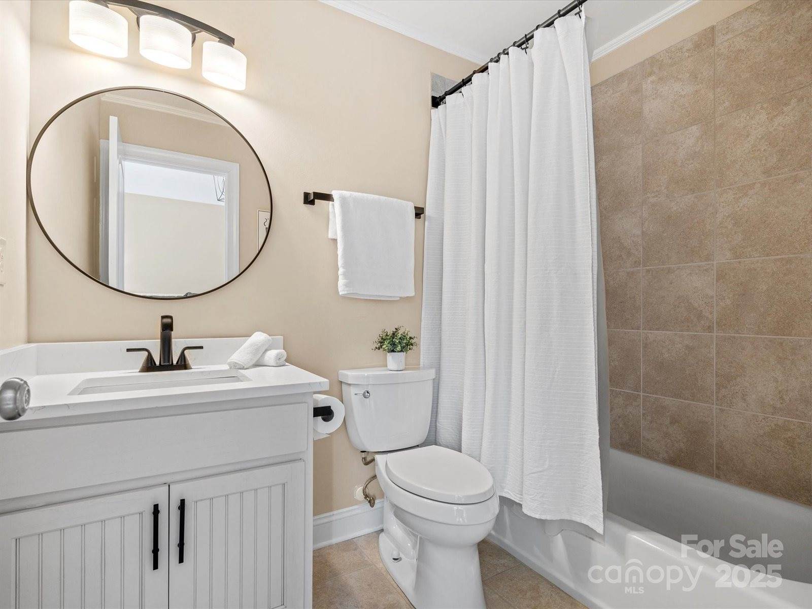 1030 Westbury Drive, Matthews, NC 28104