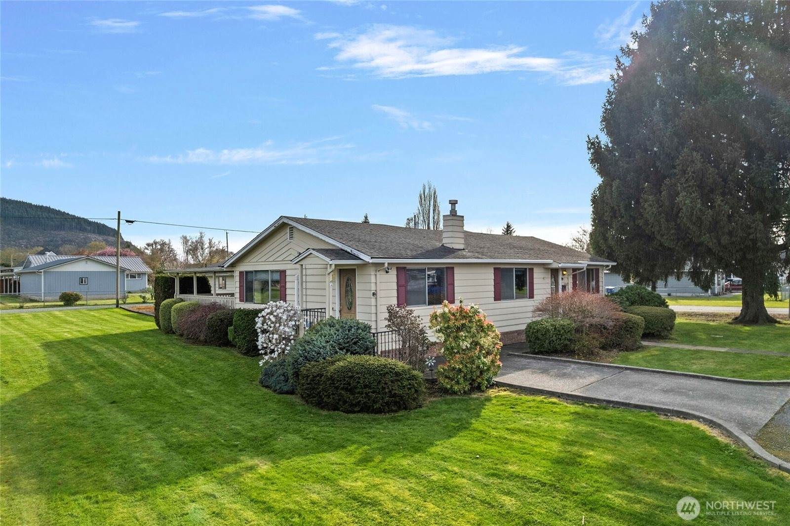 807 Alexander Street, Sedro Woolley, WA 98284