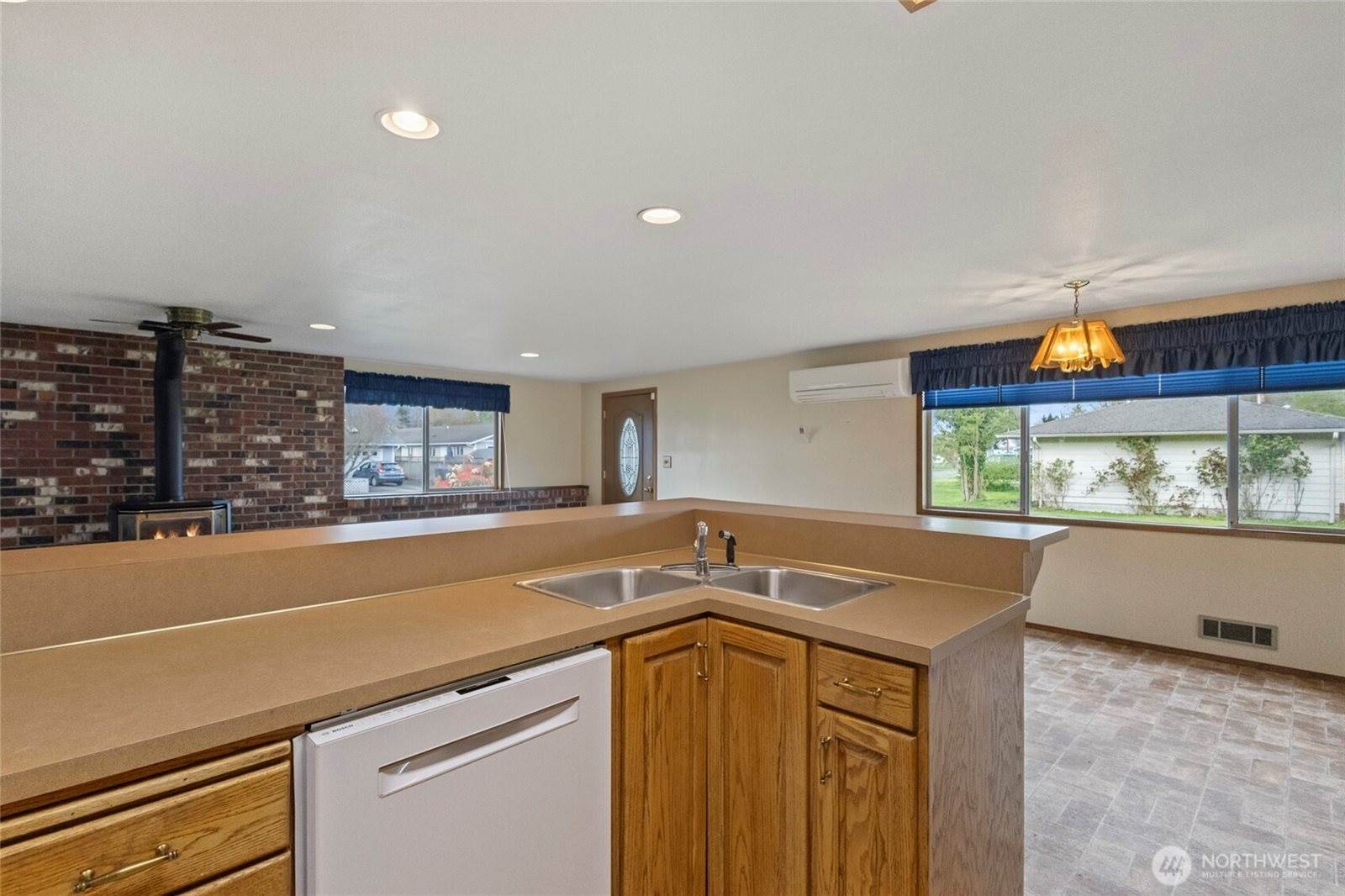 807 Alexander Street, Sedro Woolley, WA 98284