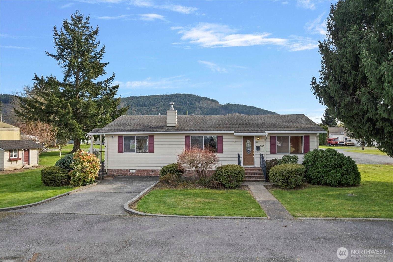 807 Alexander Street, Sedro Woolley, WA 98284