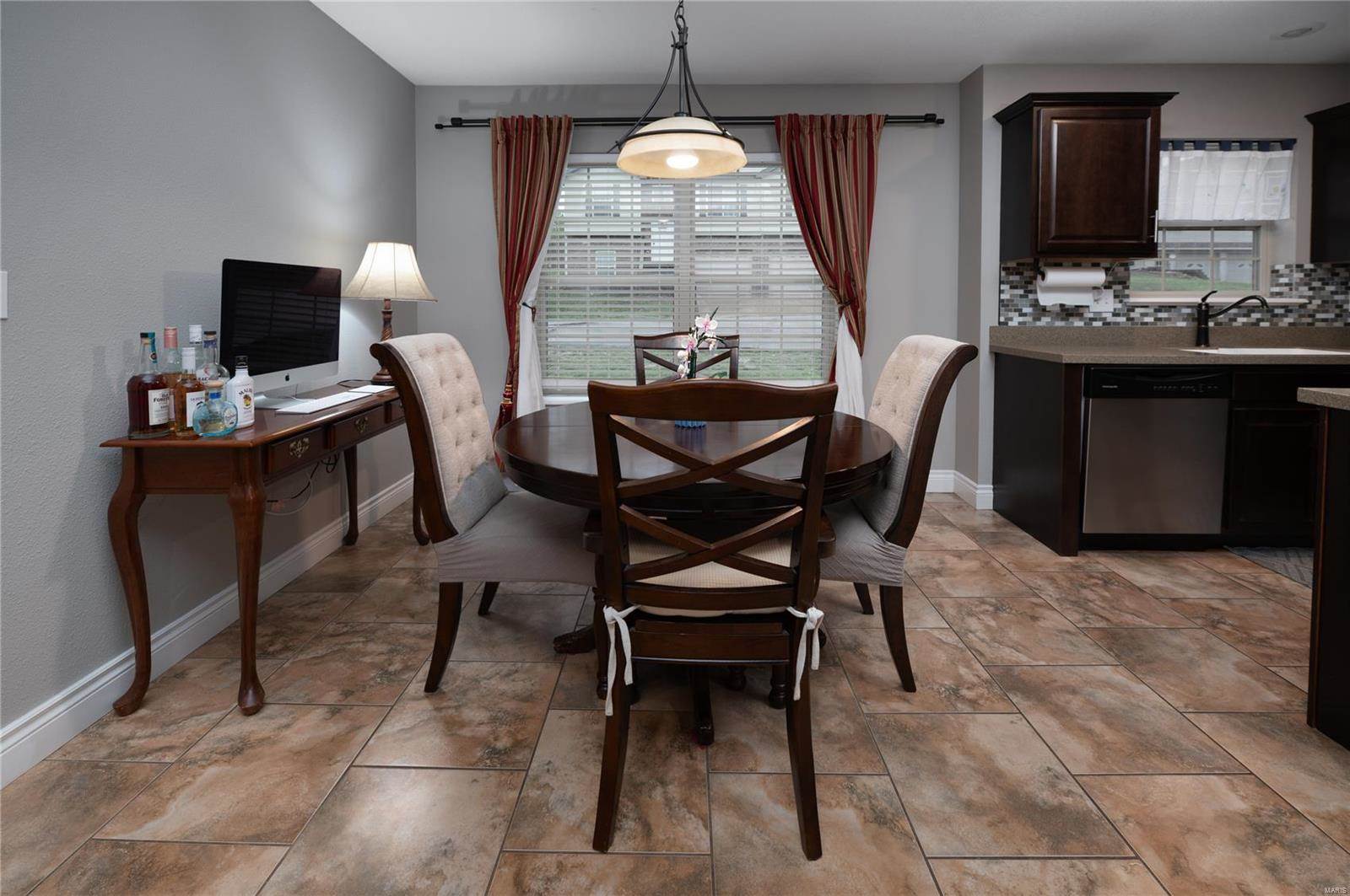 19737 Ladera Road, Waynesville, MO 65583