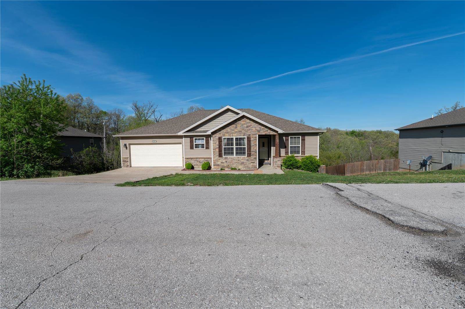 19737 Ladera Road, Waynesville, MO 65583