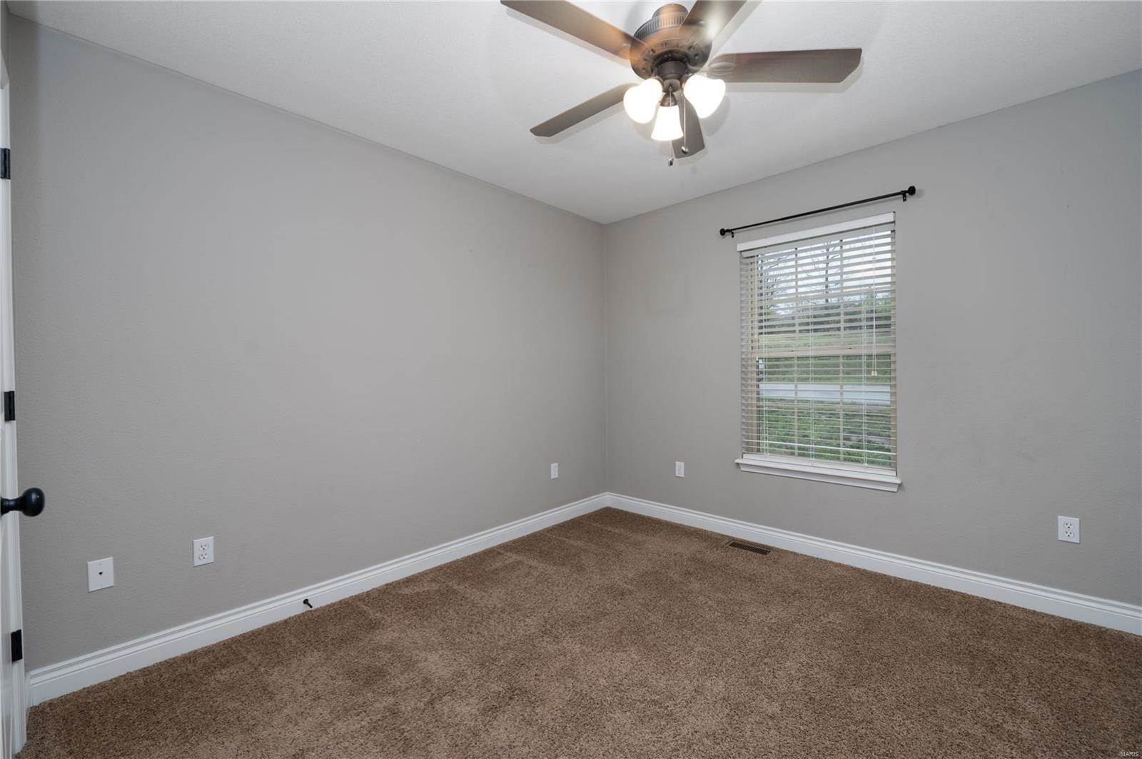 19737 Ladera Road, Waynesville, MO 65583