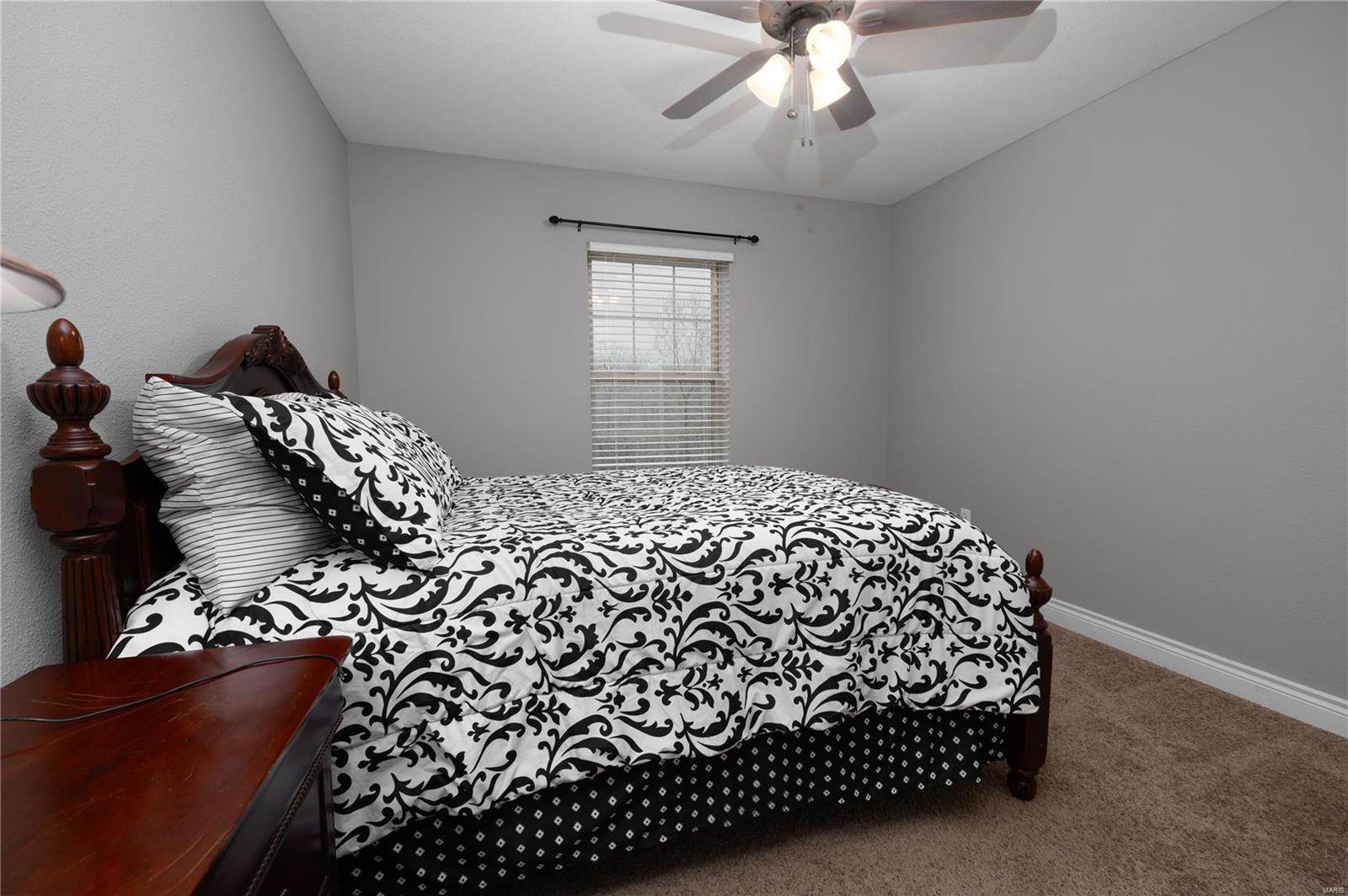 19737 Ladera Road, Waynesville, MO 65583