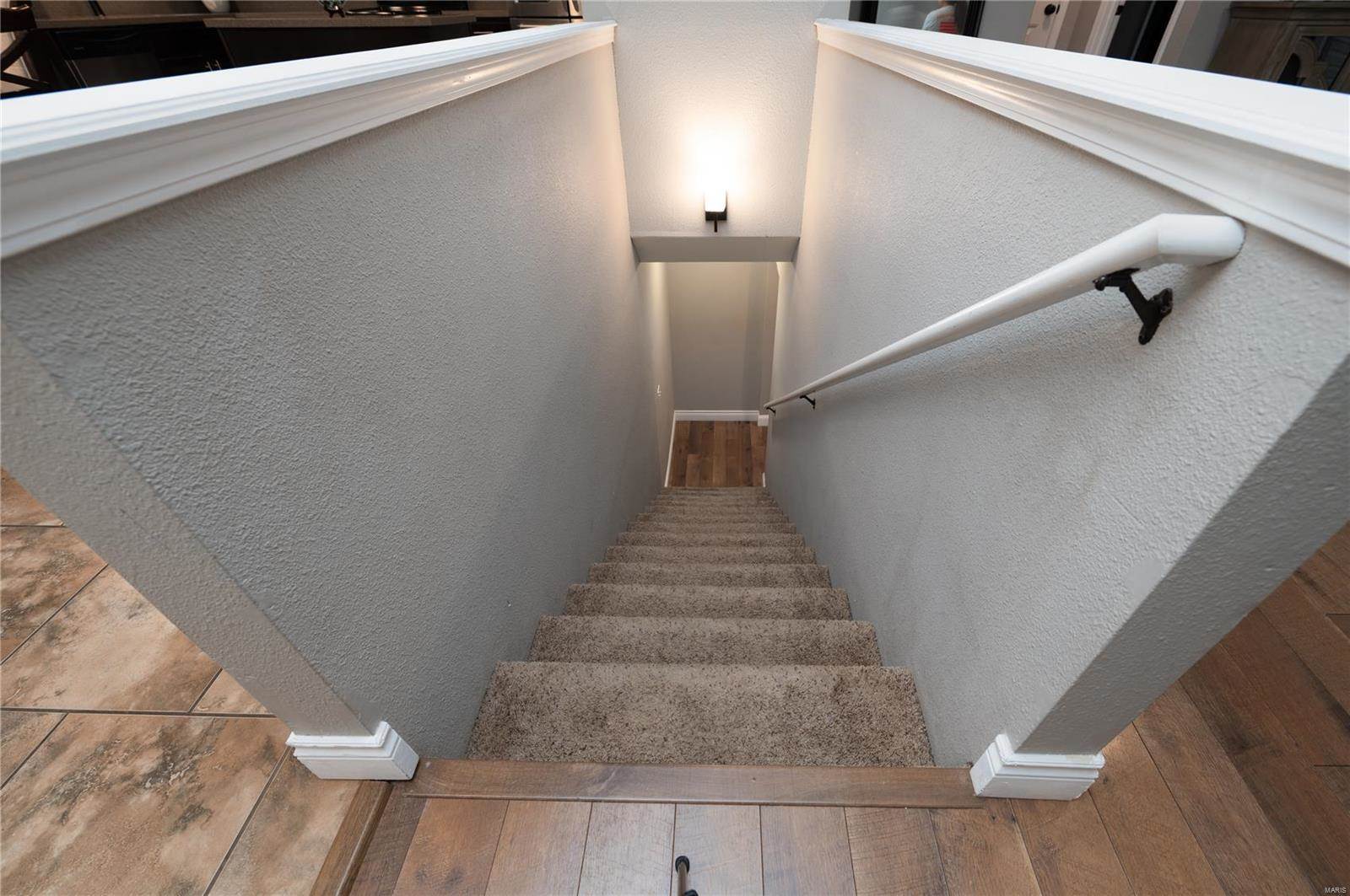 19737 Ladera Road, Waynesville, MO 65583