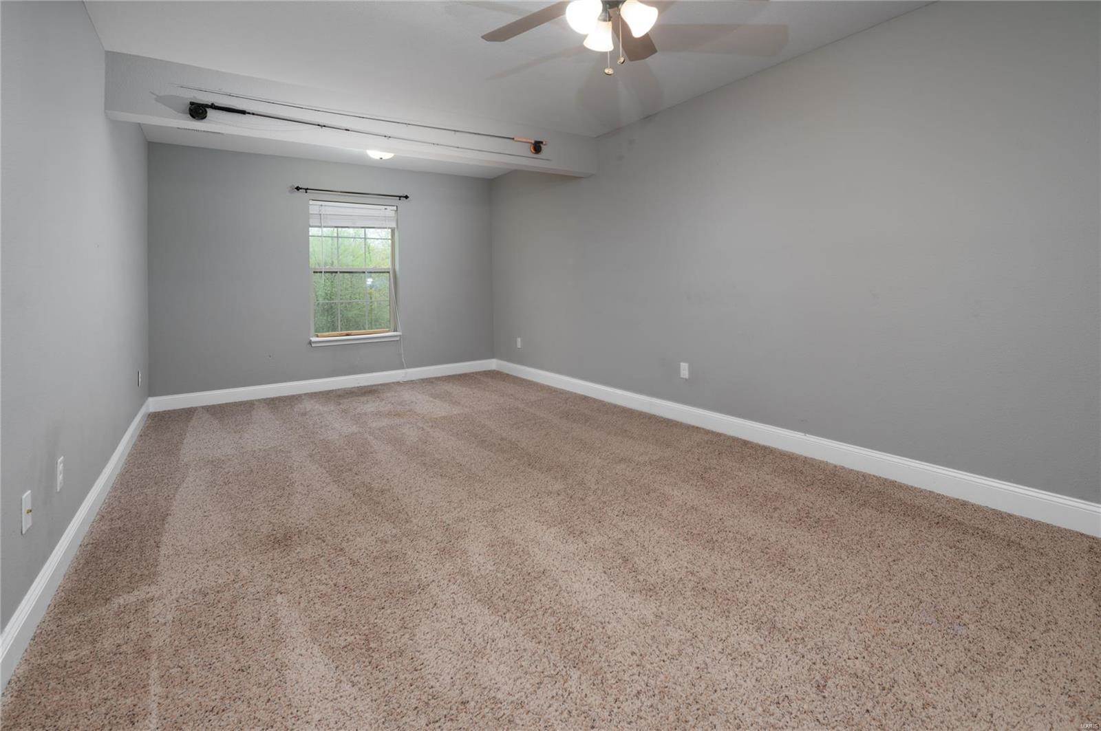 19737 Ladera Road, Waynesville, MO 65583