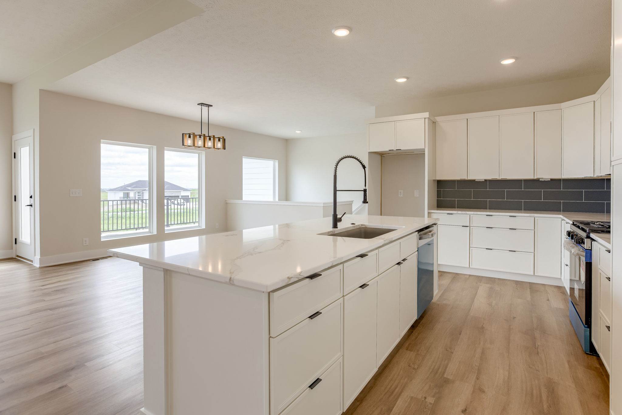 5725 North 196 Street, Elkhorn, NE 68022