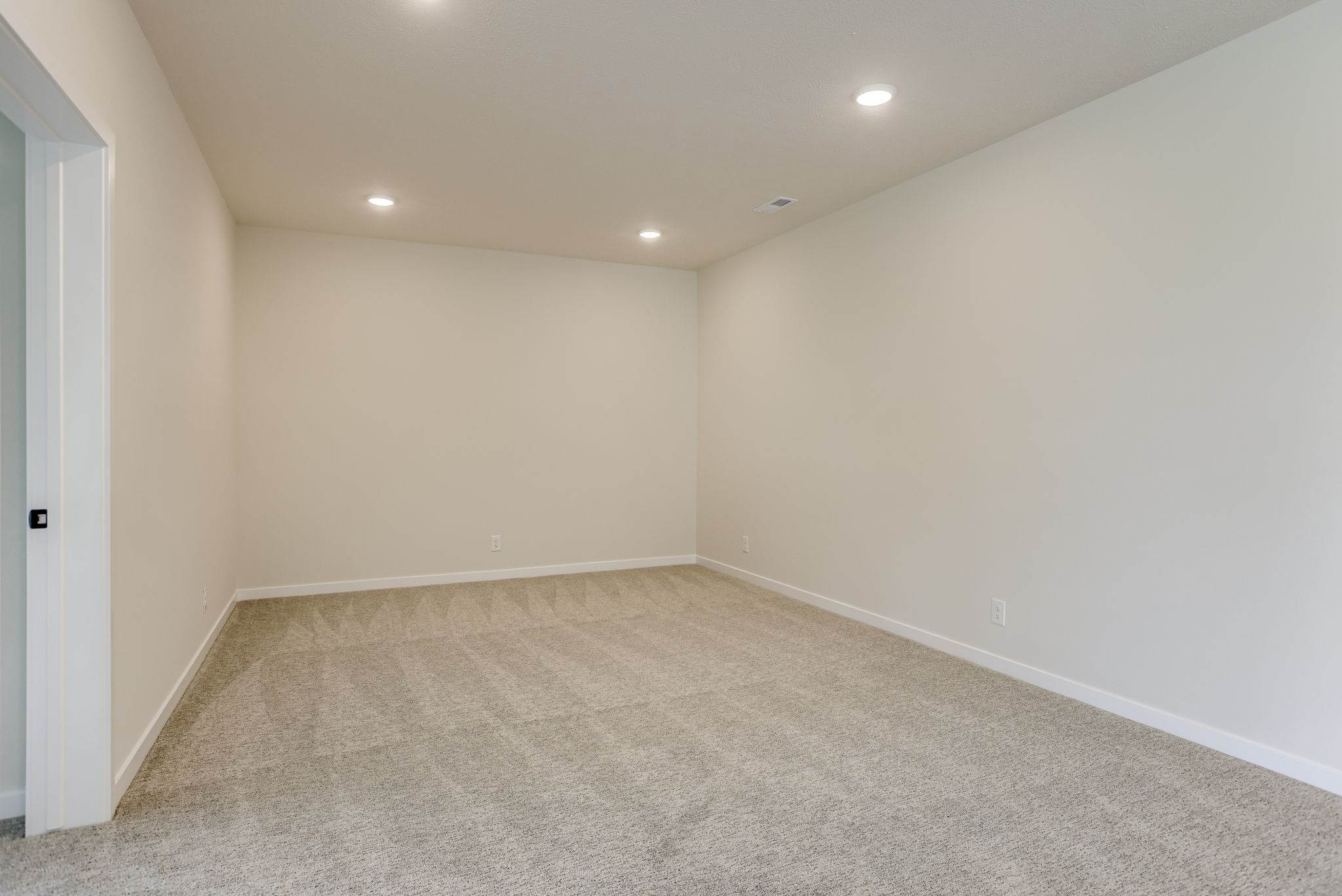 5725 North 196 Street, Elkhorn, NE 68022