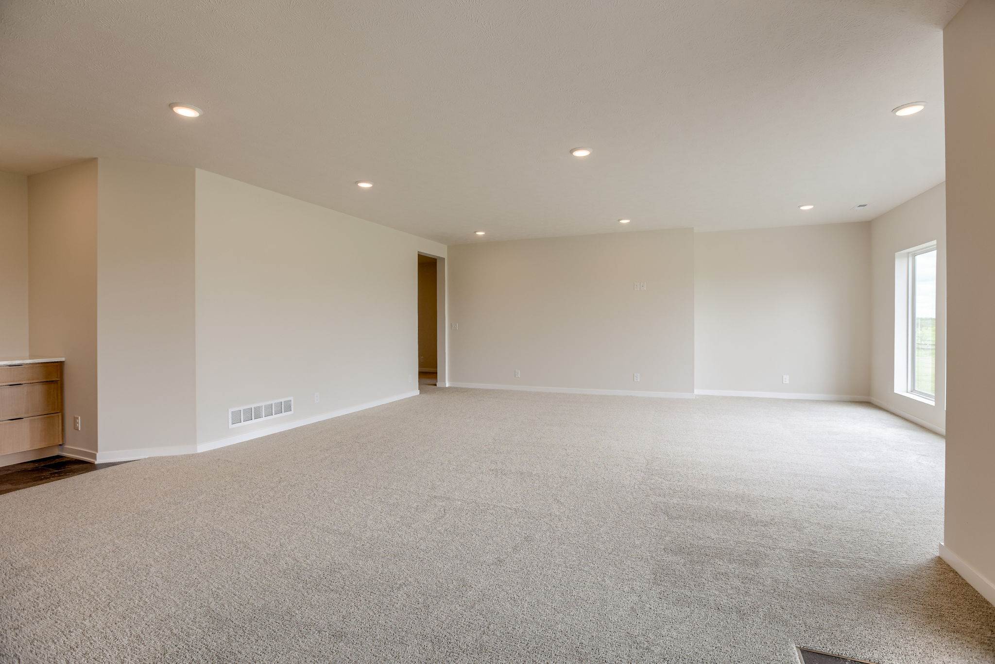 5725 North 196 Street, Elkhorn, NE 68022