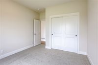 5725 North 196 Street, Elkhorn, NE 68022