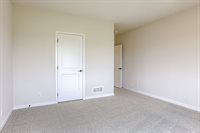 5725 North 196 Street, Elkhorn, NE 68022