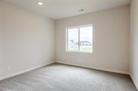 5725 North 196 Street, Elkhorn, NE 68022