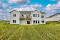 5725 North 196 Street, Elkhorn, NE 68022