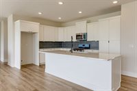 5725 North 196 Street, Elkhorn, NE 68022