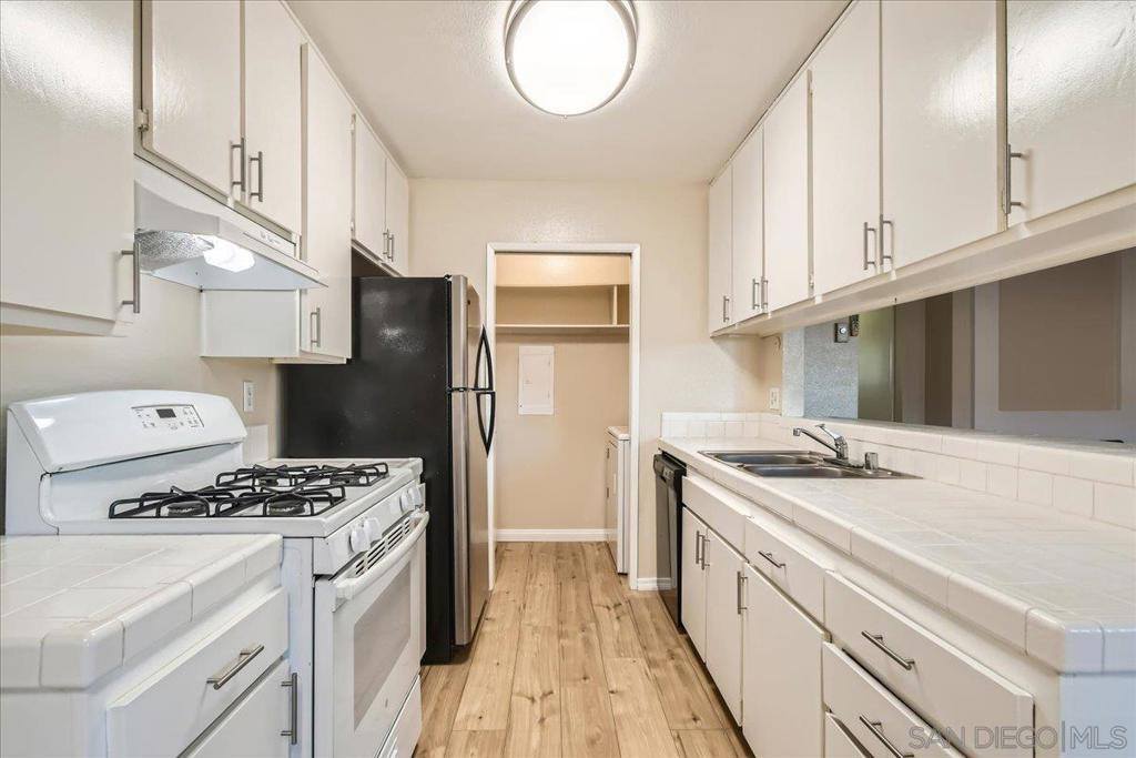 3238 Caminito Quixote, San Diego, CA 92154