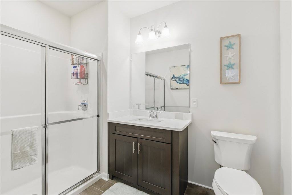 3303 Pennington Dr, Walpole, MA 02081