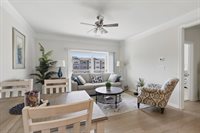 3303 Pennington Dr, Walpole, MA 02081