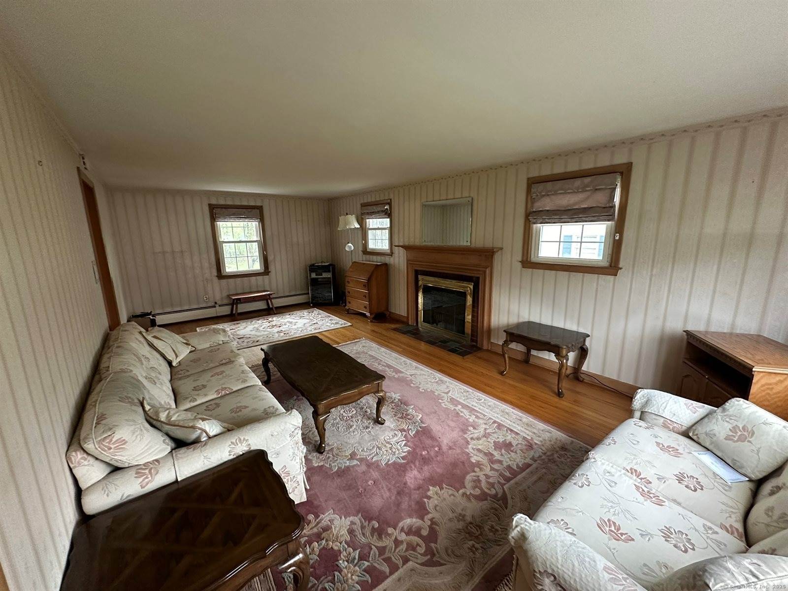 215 Pine, Wethersfield, CT 06109