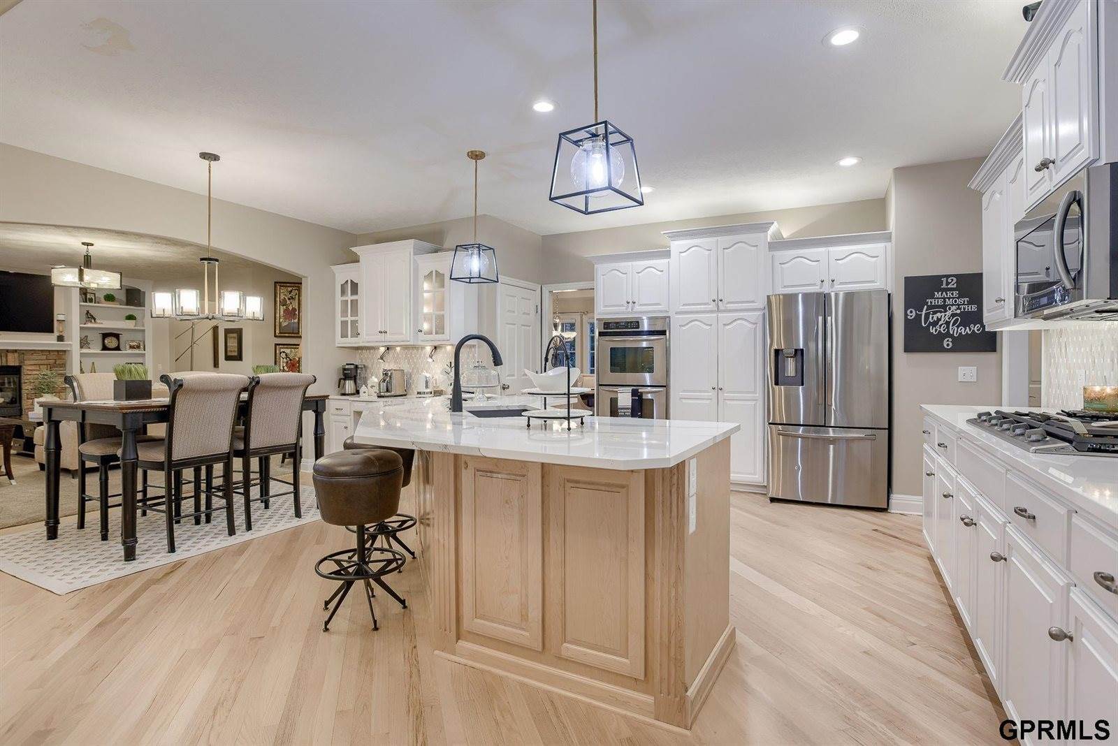 6502 North 157 Street, Omaha, NE 68116