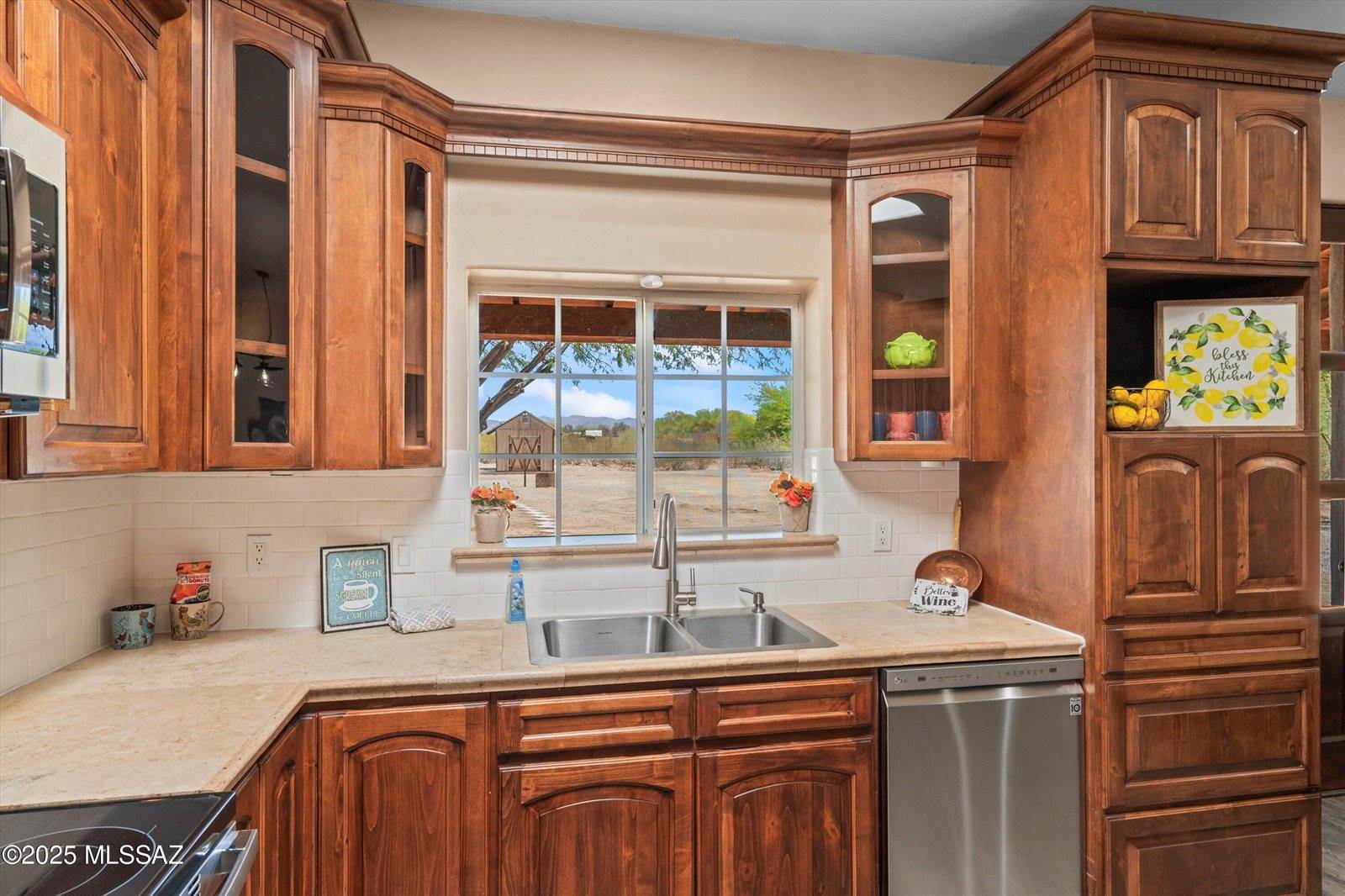 37679 South Marylynne Lane, Marana, AZ 85658