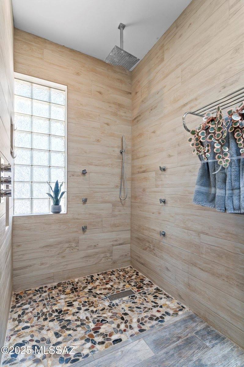 37679 South Marylynne Lane, Marana, AZ 85658