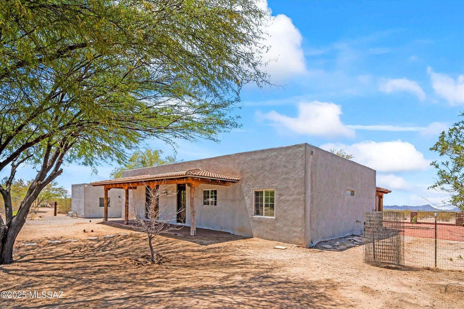 37679 South Marylynne Lane, Marana, AZ 85658