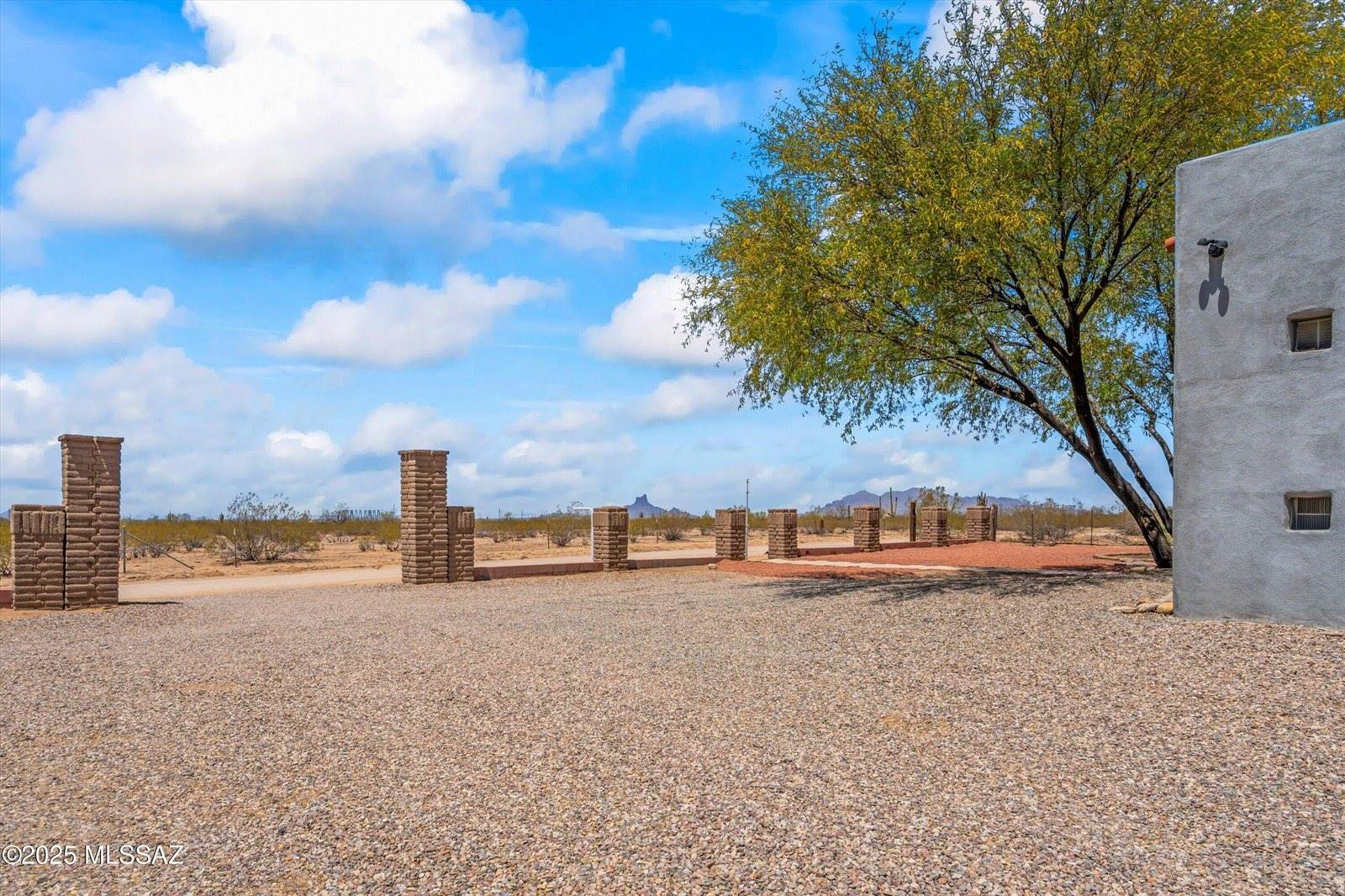 37679 South Marylynne Lane, Marana, AZ 85658