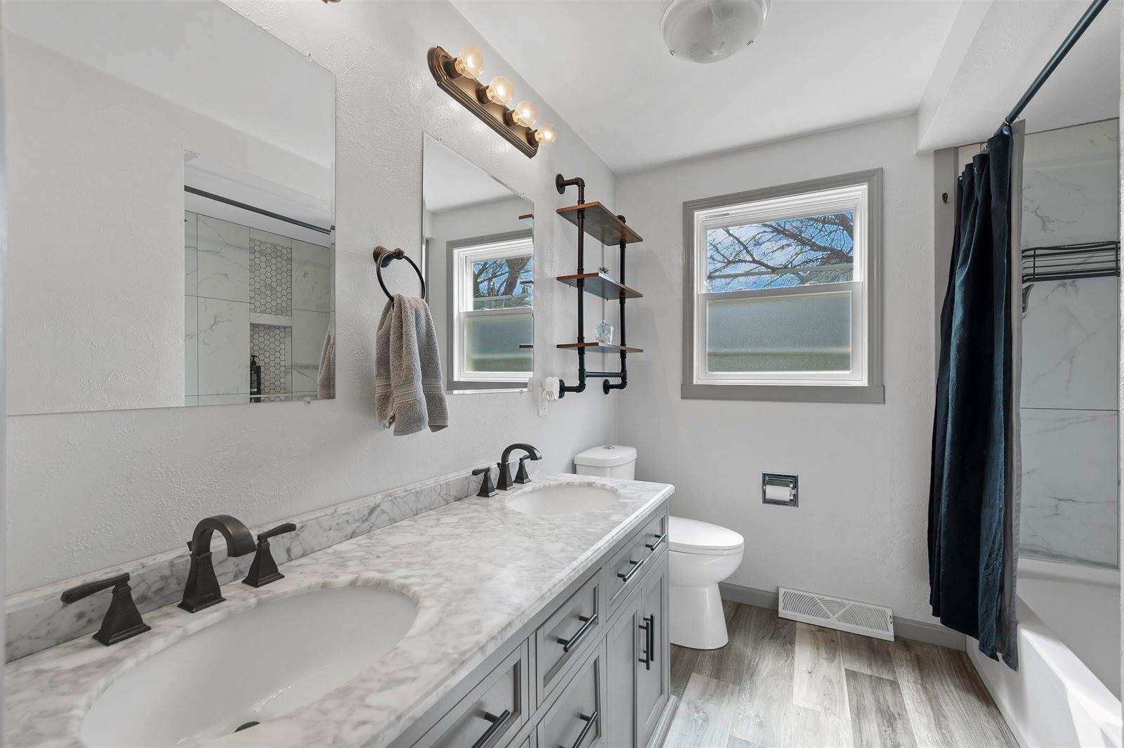 418 Abe Court, Seymour, WI 54165