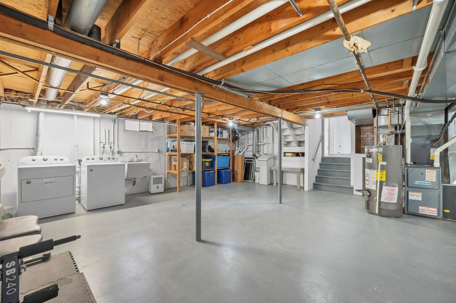 418 Abe Court, Seymour, WI 54165