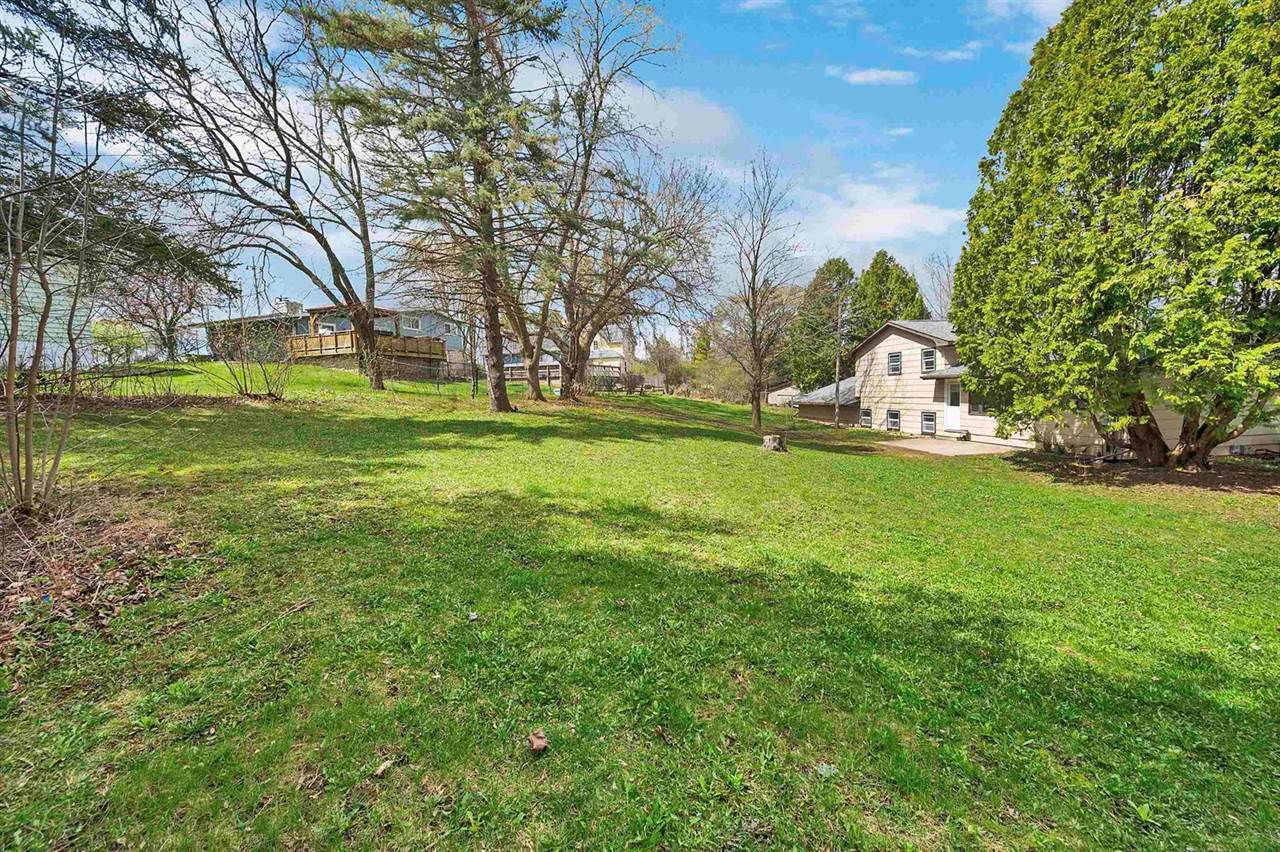 418 Abe Court, Seymour, WI 54165