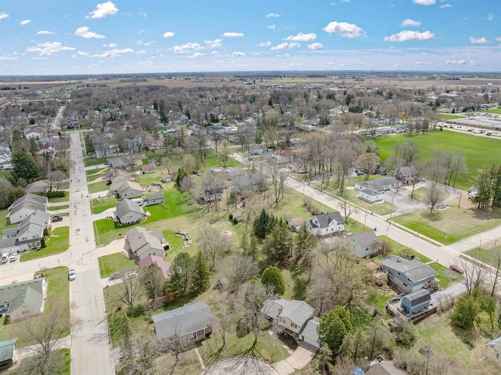 418 Abe Court, Seymour, WI 54165