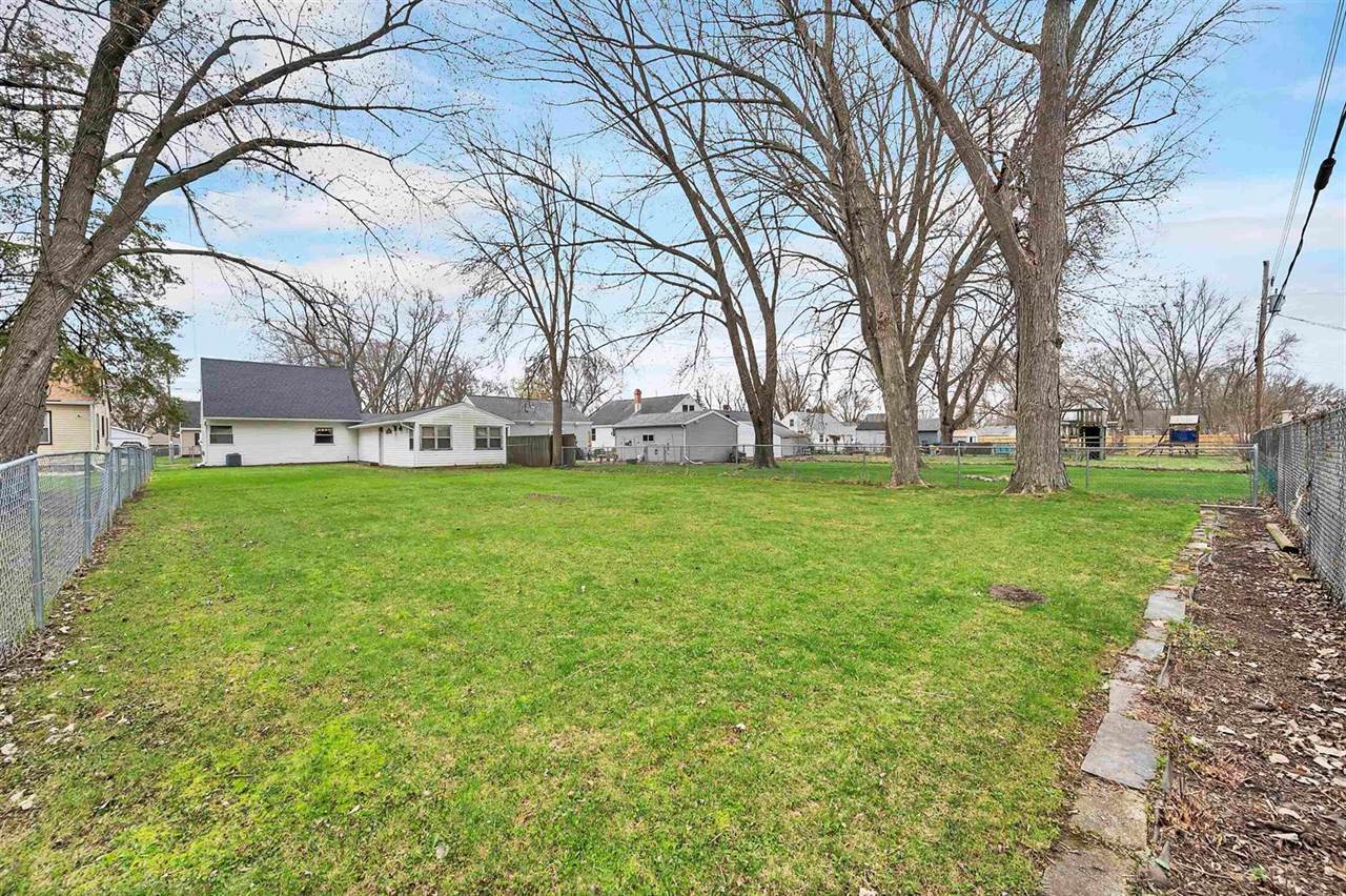 826 Nicolet Avenue, Green Bay, WI 54304