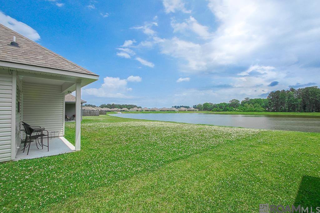 14040 Colt Dr, Denham Springs, LA 70726