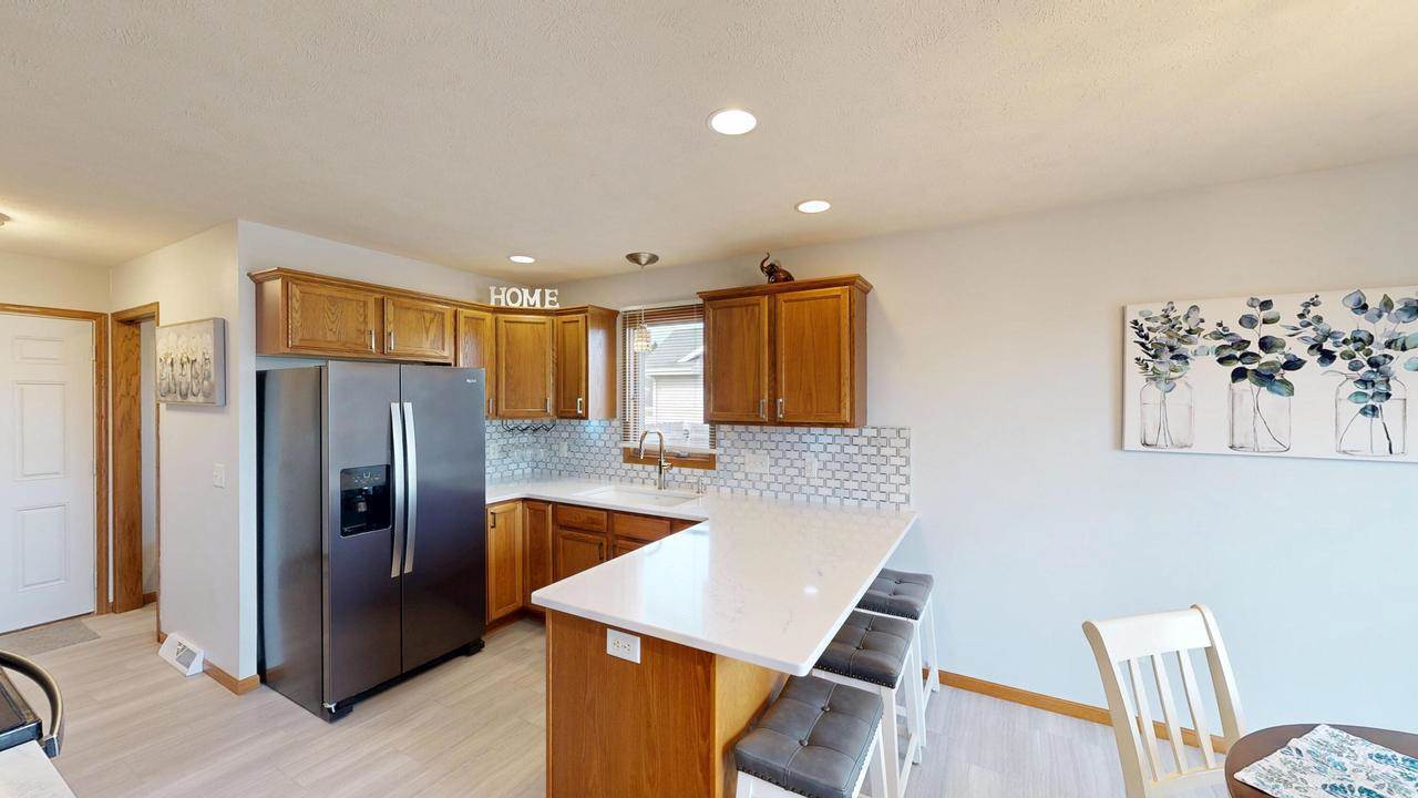 213 Wollet Dr, Fort Atkinson, WI 53538