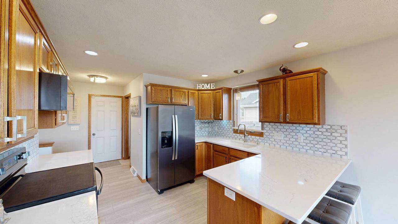 213 Wollet Dr, Fort Atkinson, WI 53538