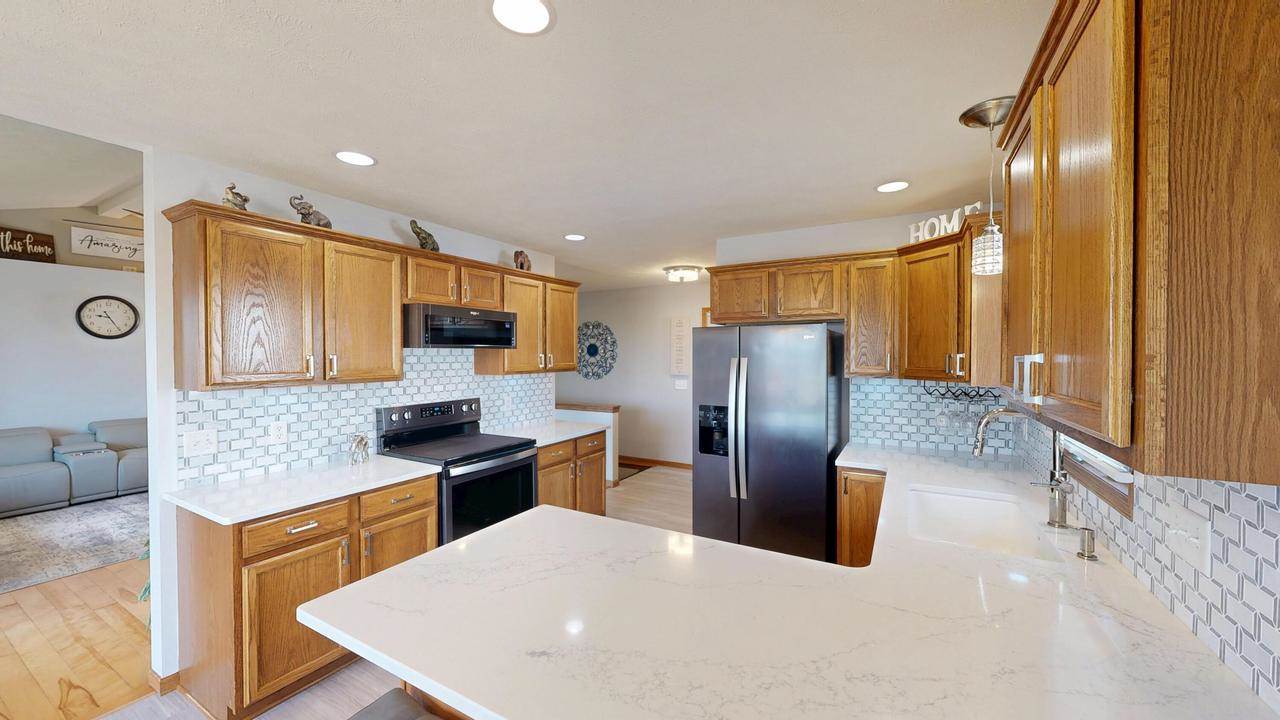 213 Wollet Dr, Fort Atkinson, WI 53538