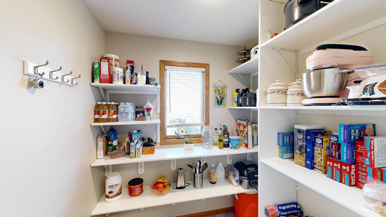 213 Wollet Dr, Fort Atkinson, WI 53538