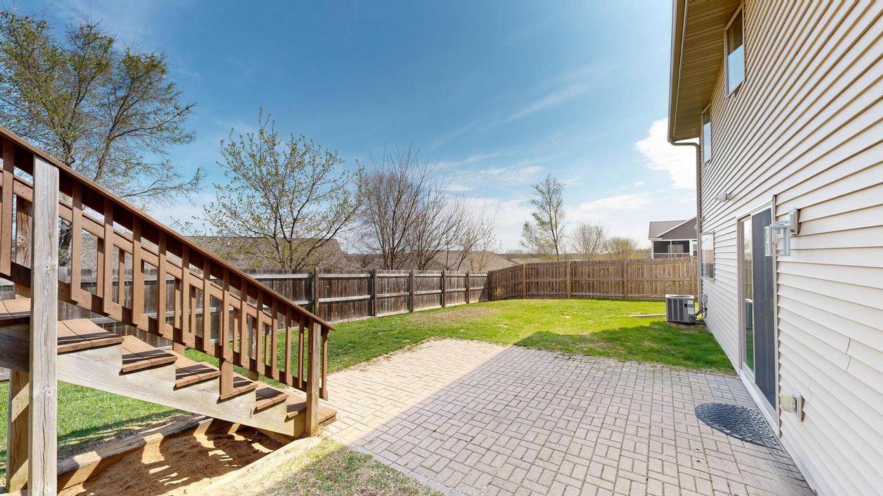 213 Wollet Dr, Fort Atkinson, WI 53538