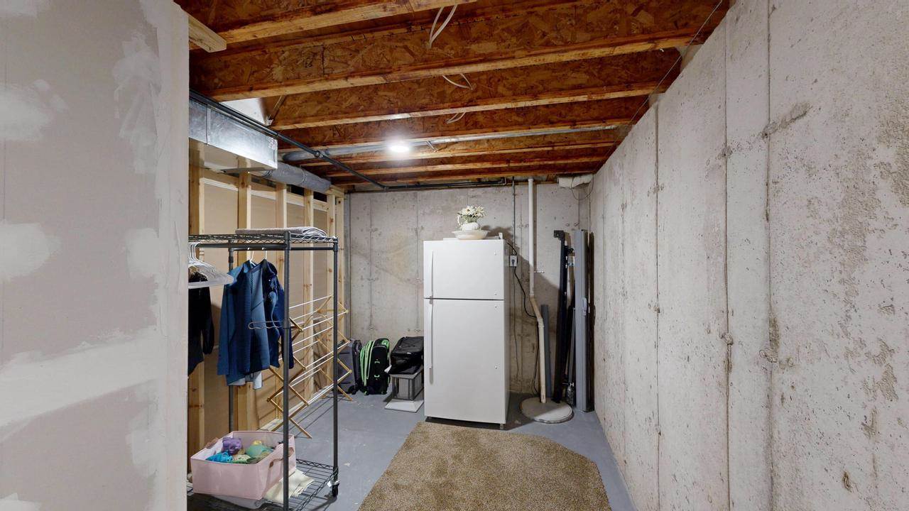 213 Wollet Dr, Fort Atkinson, WI 53538