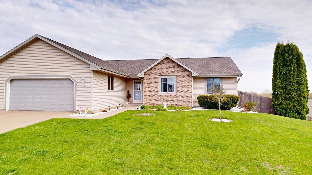 213 Wollet Dr, Fort Atkinson, WI 53538